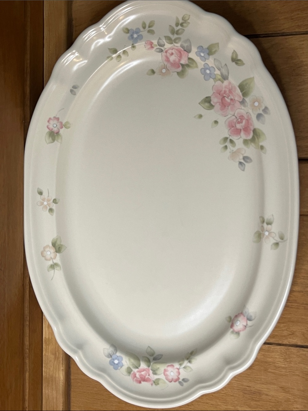 Vintage 80’s Pfaltzgraff TeaRose Oval Stoneware Serving Platter- U.S.A.- 14.75”